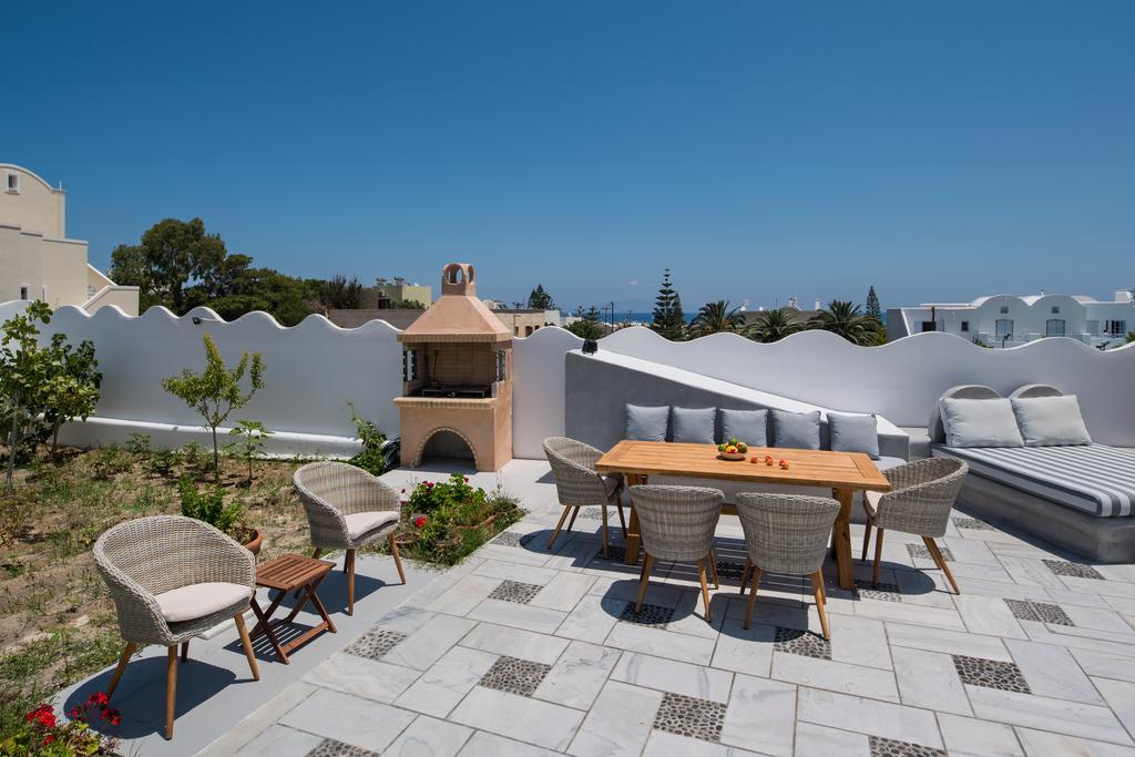 Felicity Luxury Villa Kamari (Santorini)