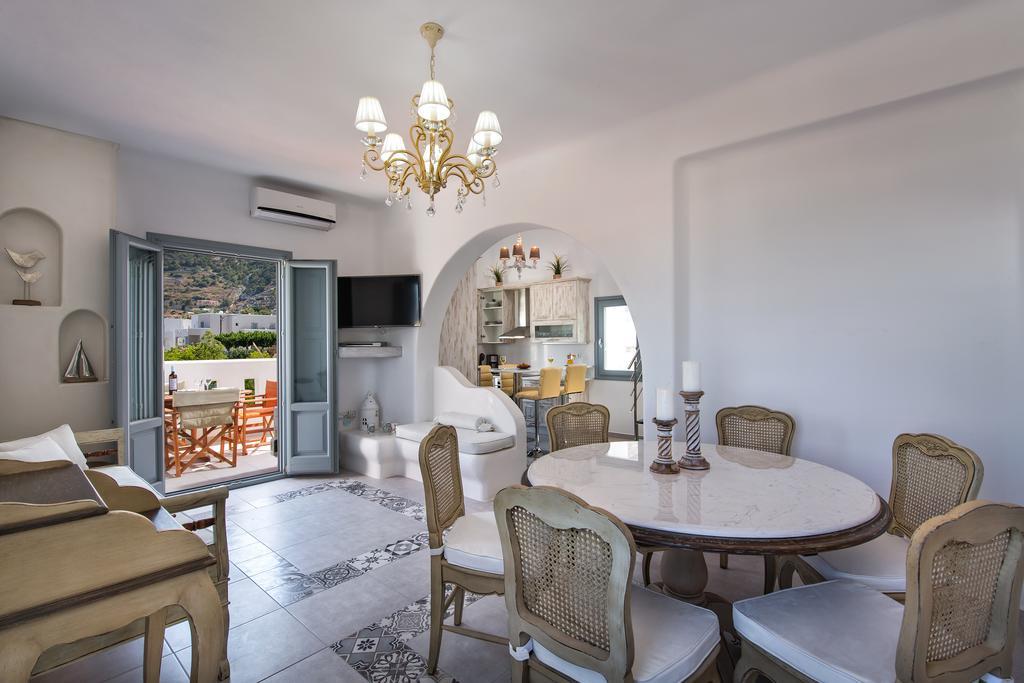 Felicity Luxury Kamari (Santorini)